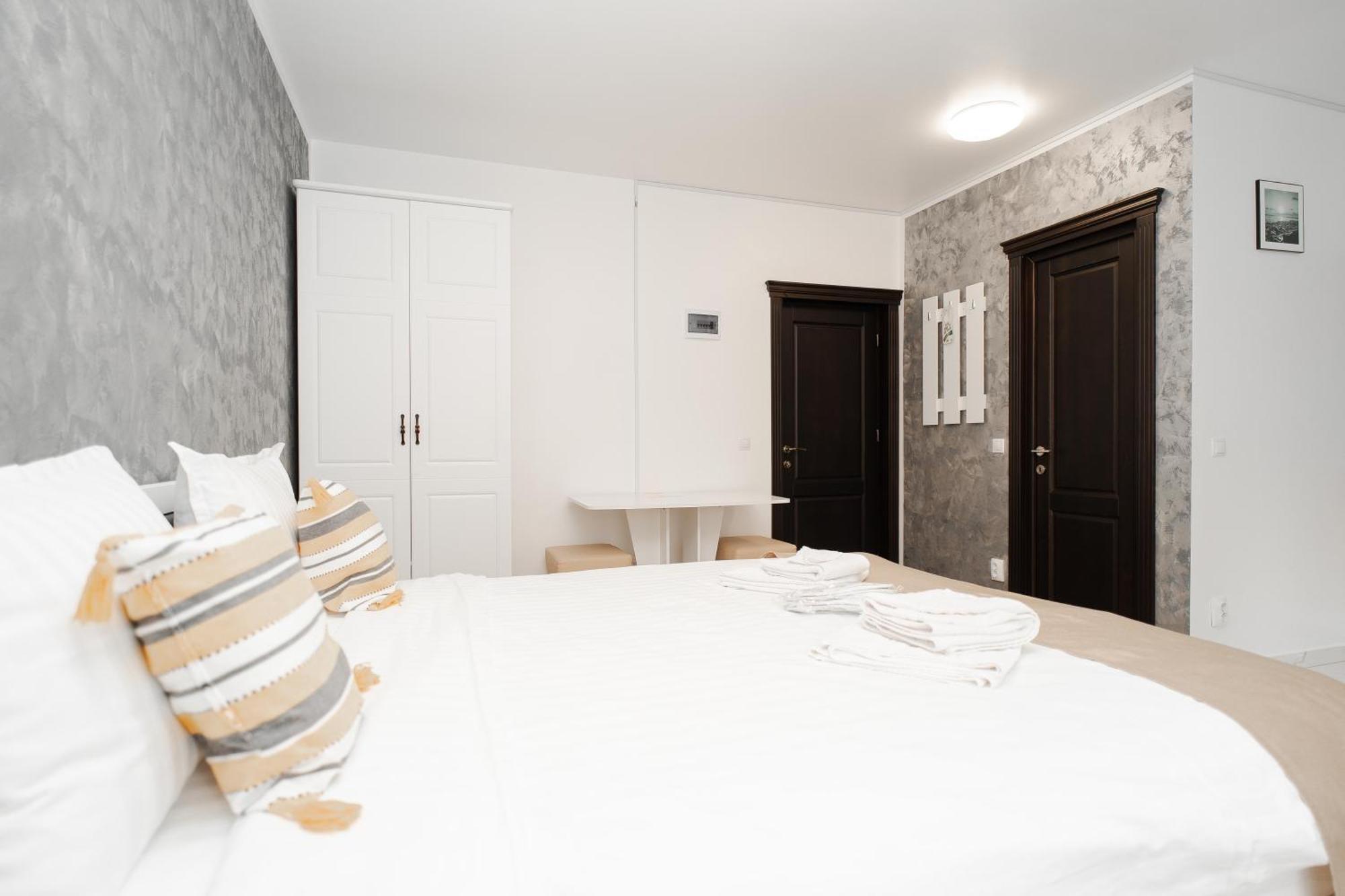 Grey Boutique Hotel Palas Iasi Exterior photo